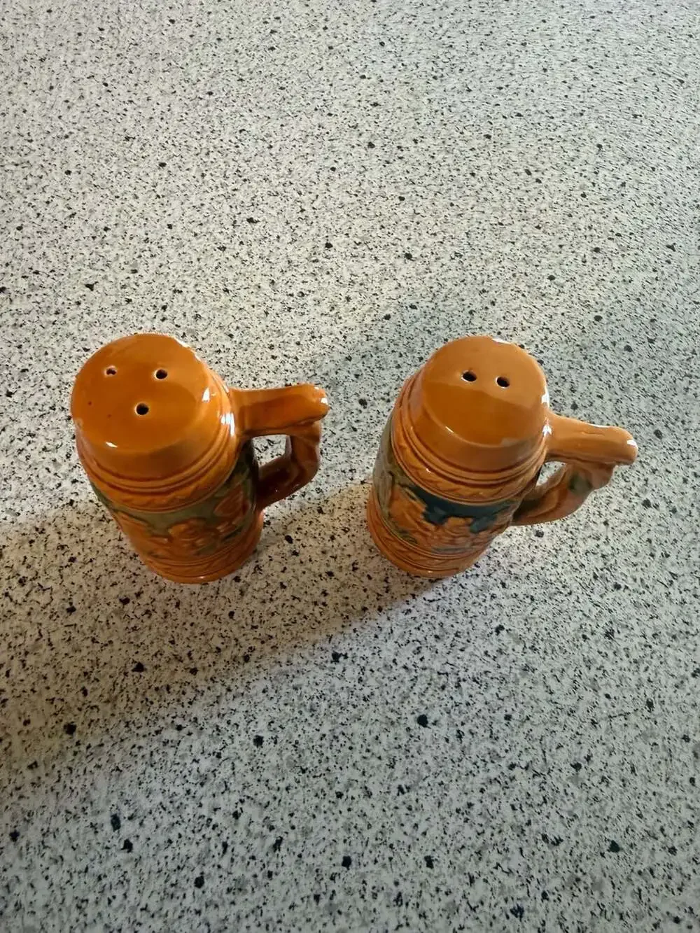 Unknown ceramic salt
